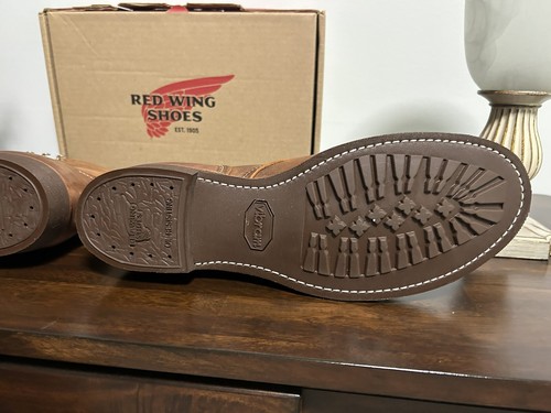 Red Wing 8085 Iron Ranger 11 Copper Rough & Tough Heritage Boots Vibram Sole NIB - Picture 9 of 10