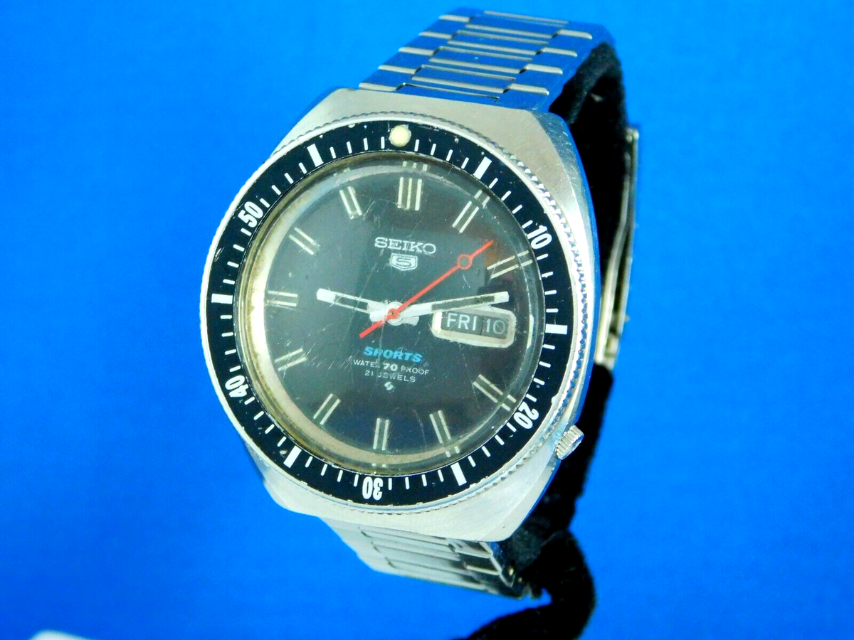 VINTAGE SEIKO 5 SPORTS 70 6119-8121 DIVER 21J AUTO MENS VINTAGE SEIKO 5 SPORTS 70 6119-8121 DIVER 21J AUTO MENS