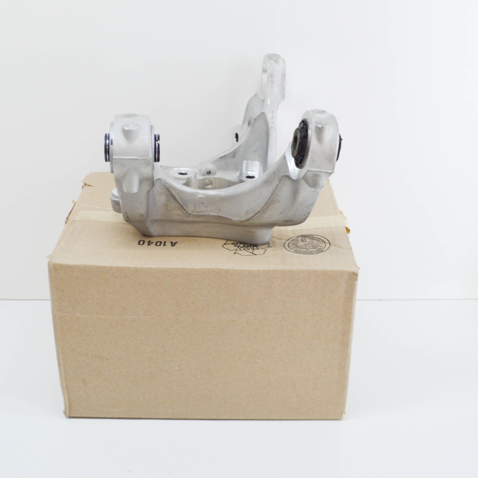 FORD MUSTANG MK6 Rear Left Wheel Knuckle And Bushing Assy 2376814 