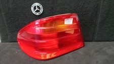 Y58-11 * Mercedes-Benz W210 E-Klasse Bremslicht Heckleuchte Links // 2108204364