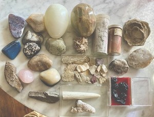 Rock/Stone Collection Horn Tip Marble Eggs, Badlands Soil, Mt Ash, Tektites LOT