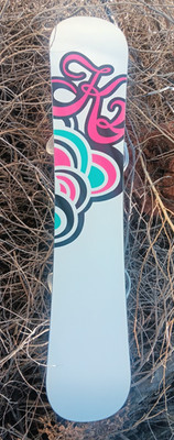 K2 Moment Women s Snowboard 142cm w/ K2 Universal bliss Bindings 4x4