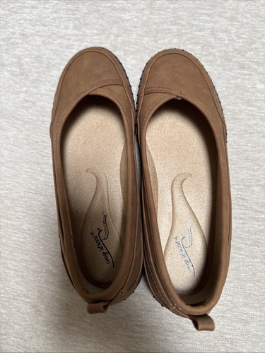 Easy Street Women’s Flats Comfort Shoes New Size 6 Brown - Picture 6 of 7