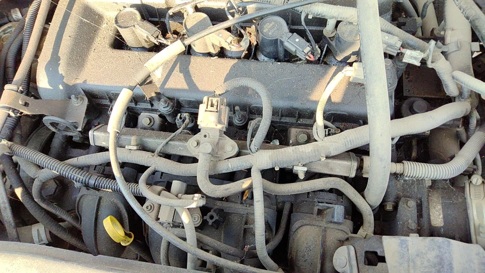 Полный комплект топливной рейки с форсунками для Mazda Tribute 2005–2008 годов выпуска 2,3 л - Изображение 4 из 4