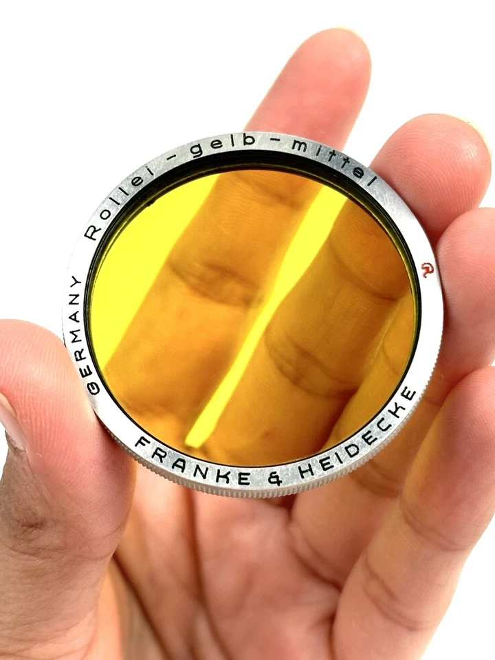 Rollei - Bayonet III- Light Yellow (Gelb Heil) Filter - w/Leather Case & Box - Image 3 of 4