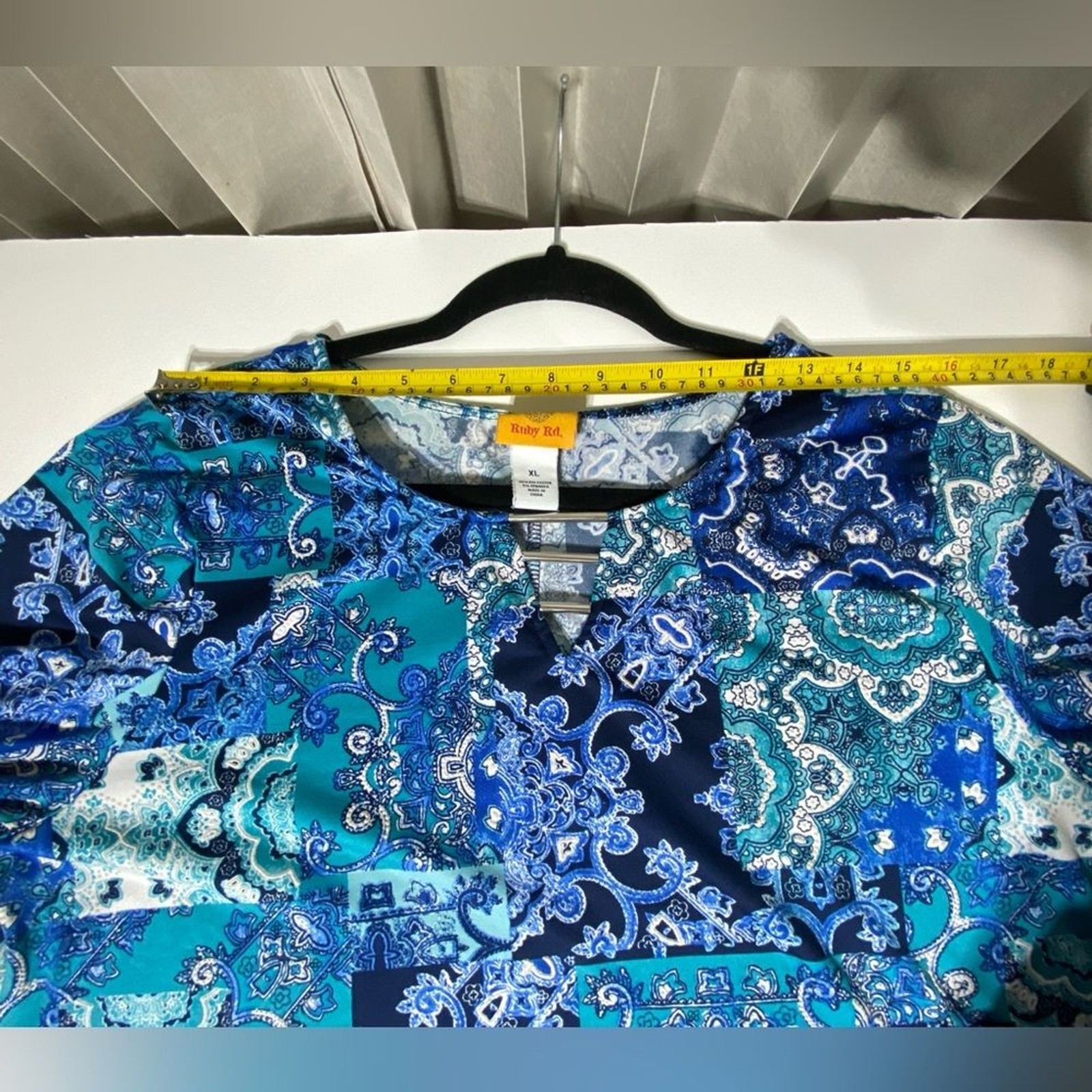 Ruby Rd. Blue and White Patchwork Blouse pullover… - image 6