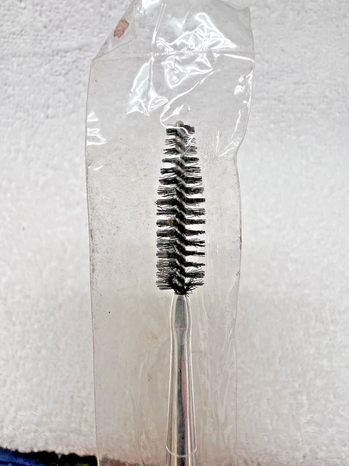 Nuevo en paquete cepillo de pestañas Dalton 7 3/4 pulgadas Foto 2 de 3