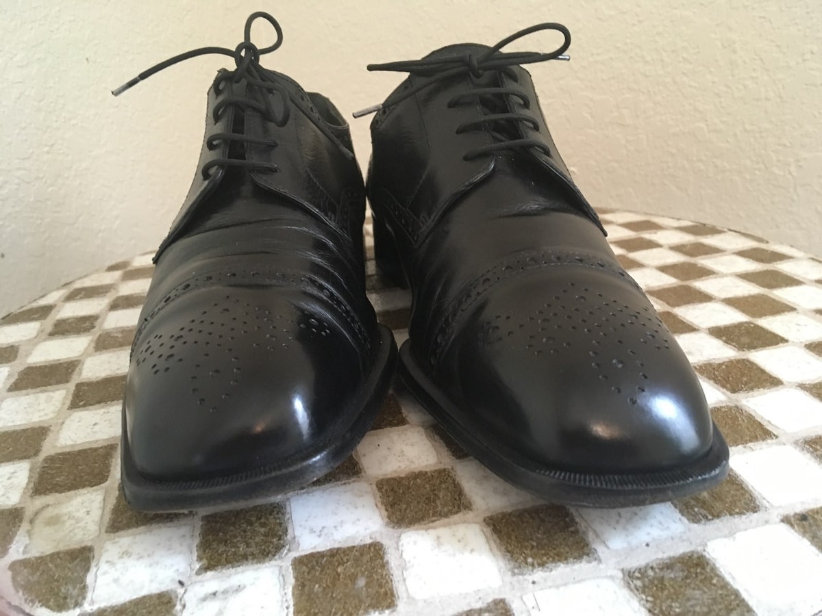 Bally of Switzerland Men\'s smooth  black leather lace up oxfords Vintage Bally of Switzerland Dress Shoes, Black Leather  main image 3
