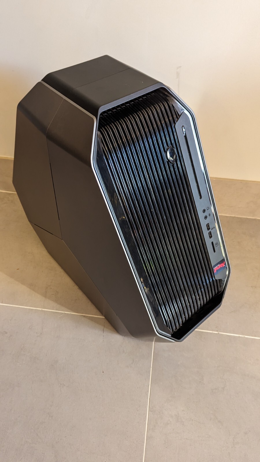 Alienware Area 51 R3 News _ Alienware Area 51 Threadripper Edition ...