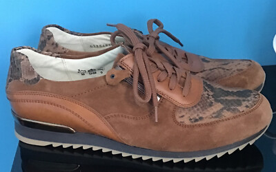 Wald Laufer Ladies Tan Suede Leather Trainers With Rose Gold