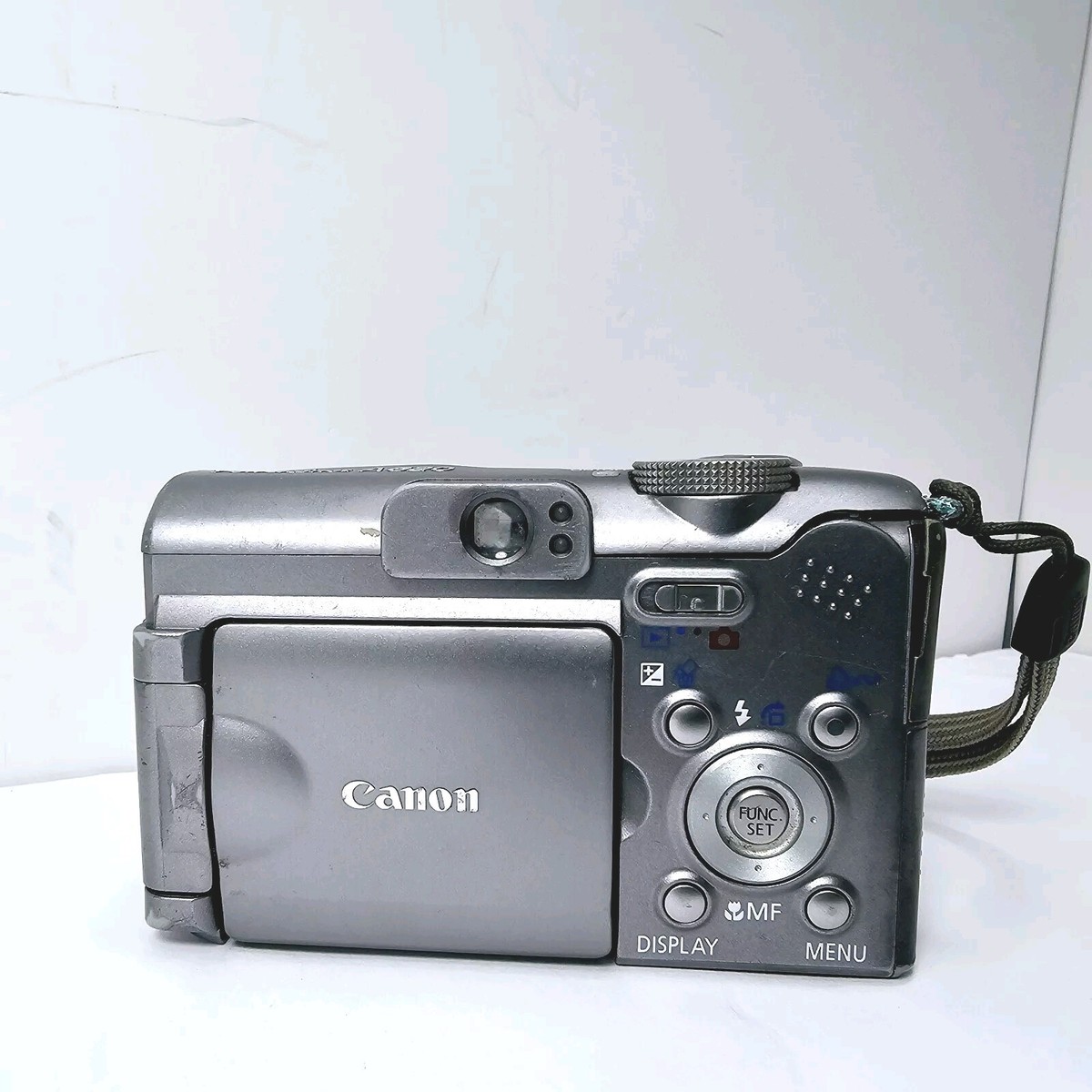 Canon PowerShot A620 7.1 MP 4x Optical Zoom Compact Digital Canon PowerShot A620 7.1 MP 4x Optical Zoom Compact Digital