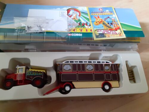 Corgi Fairground Attractions CC10705 Scammell Highwayman Ballast + Caravan 1:50