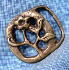 1970s Hippie Flower Belt Buckle Mod Floral Boho Solid Brass Vtg Trinity .NOX451