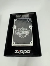 Zippo Harley Davidson Carbon Fiber LookLighter 24025 - Black Silver - New