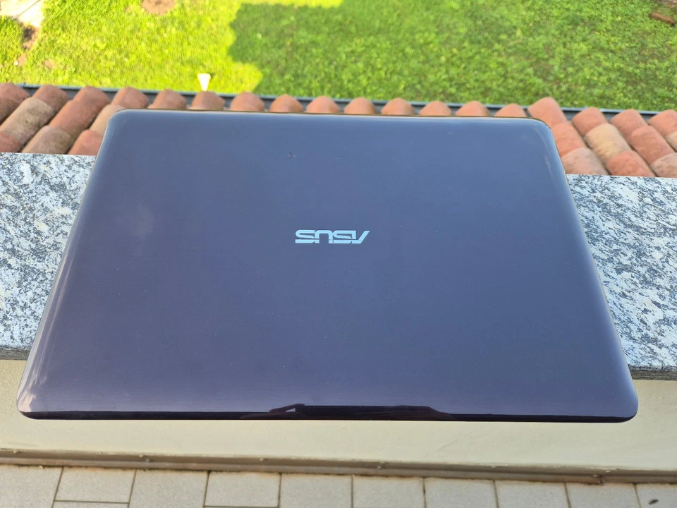 Laptop ASUS F556U intel i5-6198DU/RAM8GB/SSD480GB/15,6"/NVIDIA 920MX/WIN11 HOME - Immagine 4 di 4