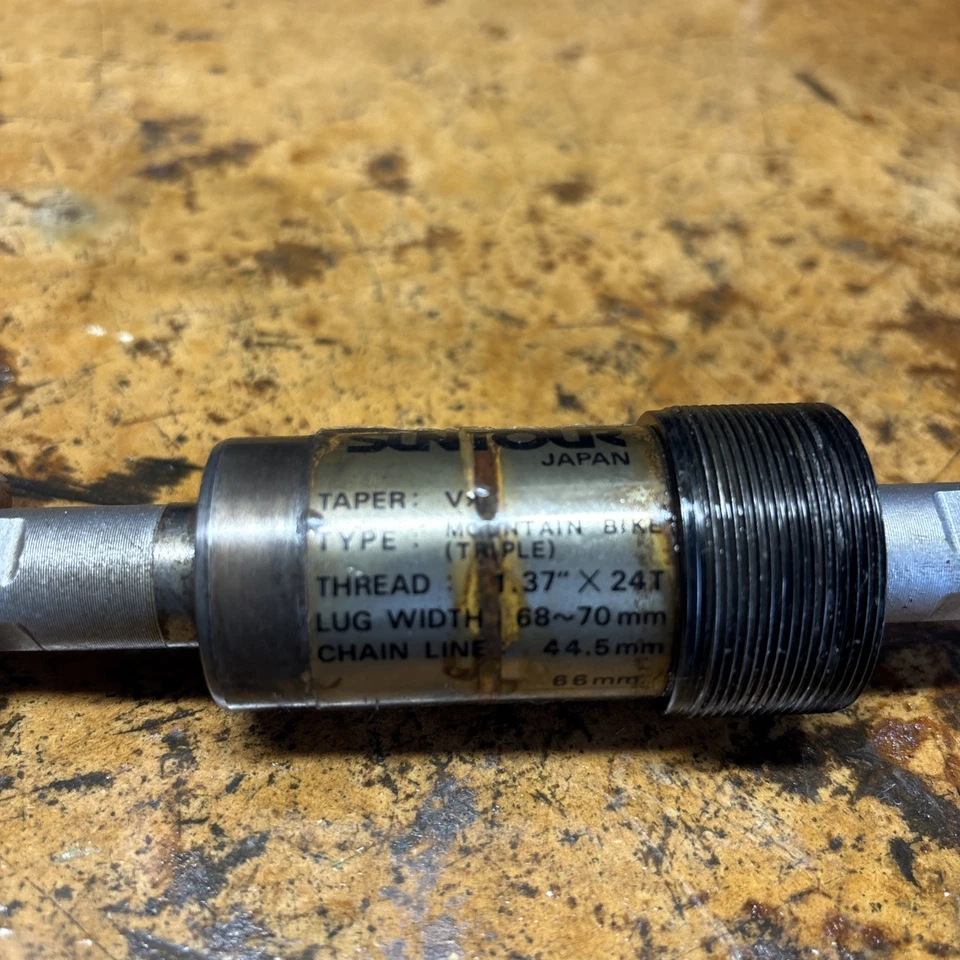 Suntour XC VX MTB Bottom Bracket Sealed Bearing Adjustable Chainline - Image 3 of 4