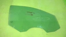 09-19 JOURNEY PASSENGER RIGHT FRONT WINDOW DOOR GLASS 2489-45