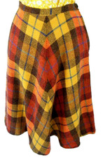 1970S SKIRT BROWN GOLD WOOL PLAID VINTAGE 70S FASHIONS FLARE SKIRT SM 25"X 36"