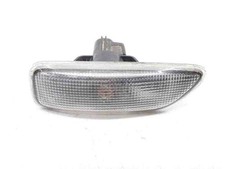 VOLVO XC70 II Kotflügelblinker vorne rechts 30722642 2.40 Diesel 136kw 32660954