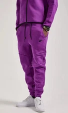 Size M- Nike Sportswear Tech Fleece Bold Berry Purple Jogger Pants HV0959-505