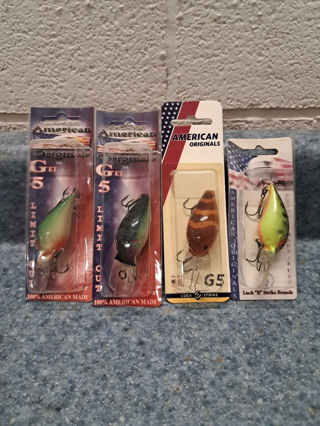 4 Luck E Strike G5 Crankbait  American Originals 3/8oz AOWH Model Wiggle Wart 