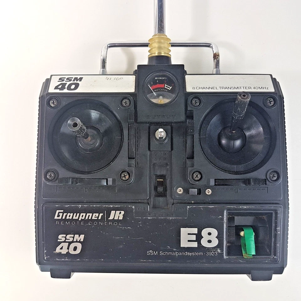 Graupner JR SSM40 E8 RC 8 Channel Transmetter 40 MHz Vtg et SANWA Dash AM 26 MHz - Photo 3/4