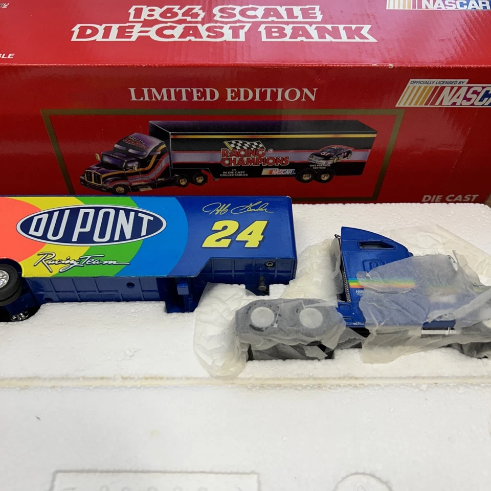 1993  Racing Champions 1:64 NASCAR Team Transporter Jeff Gordon Dupont 24 BANK - Image 4 of 4