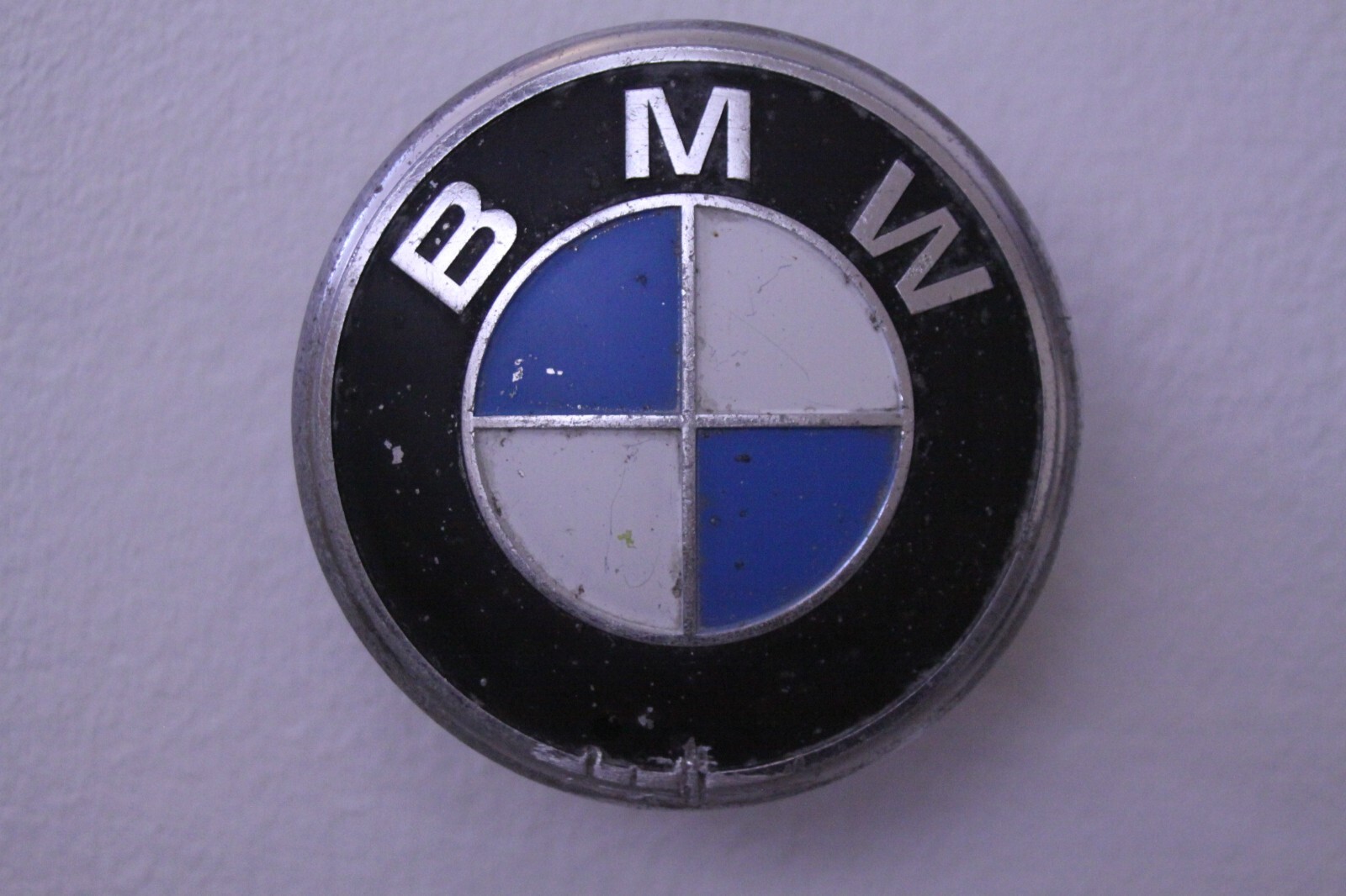 BMW Emblem (Original OE) 00095808103 Aluminium 88mm BMW E3 2500 