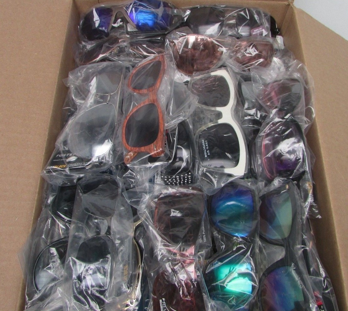 foster grant eyeglass case