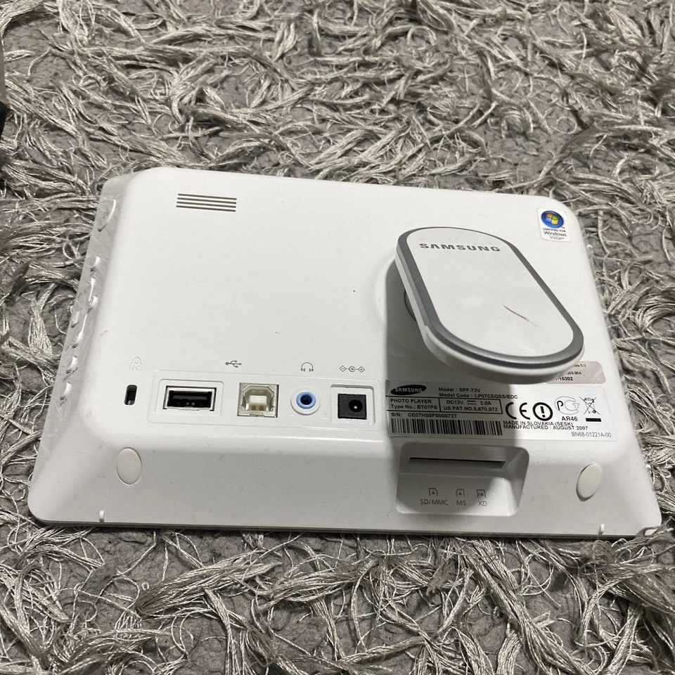 Samsung SPF-72V 7" Widescreen Digital White Photo Frame Made In Slovakia Working - Image 3 of 4