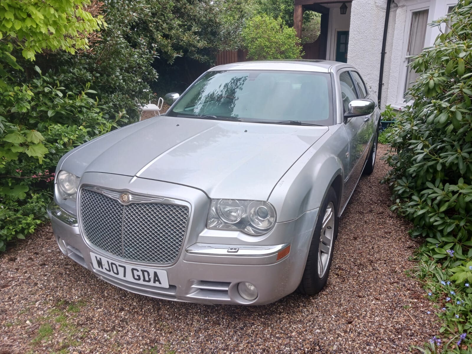 Chrysler 300C 5.7 hemi ( 060 in 5.8secs!) One owner* same garage* SAT