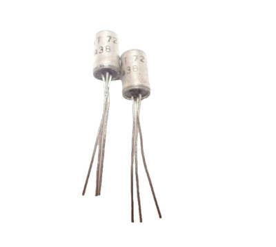 NKT72U NEWMARKET GERMANIUM TRANSISTOR x2 Stück