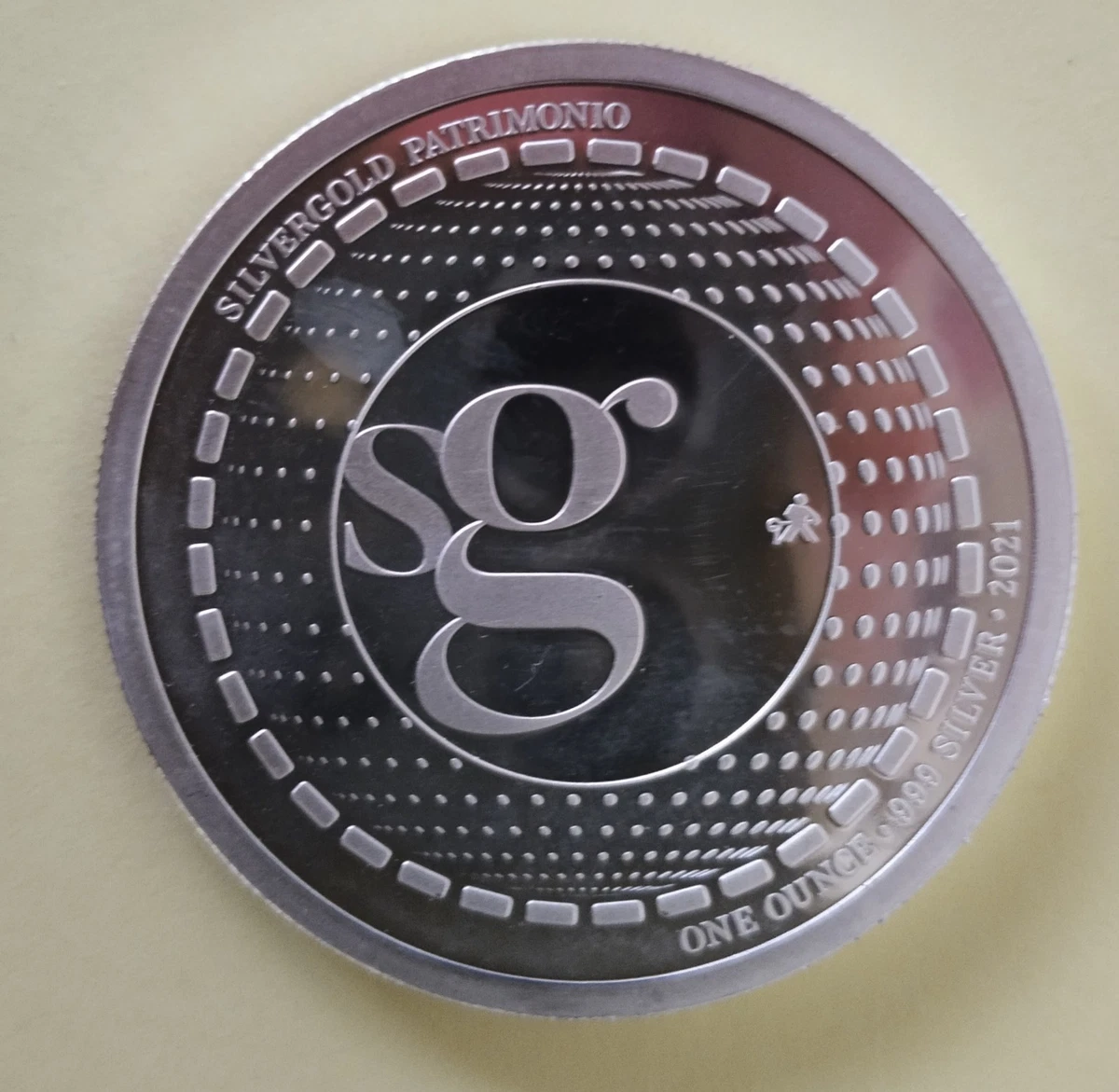 Moneda-Lingote 1 Onza De Plata Fina 999 "Solidaria con la Isla de La Palma 2021"