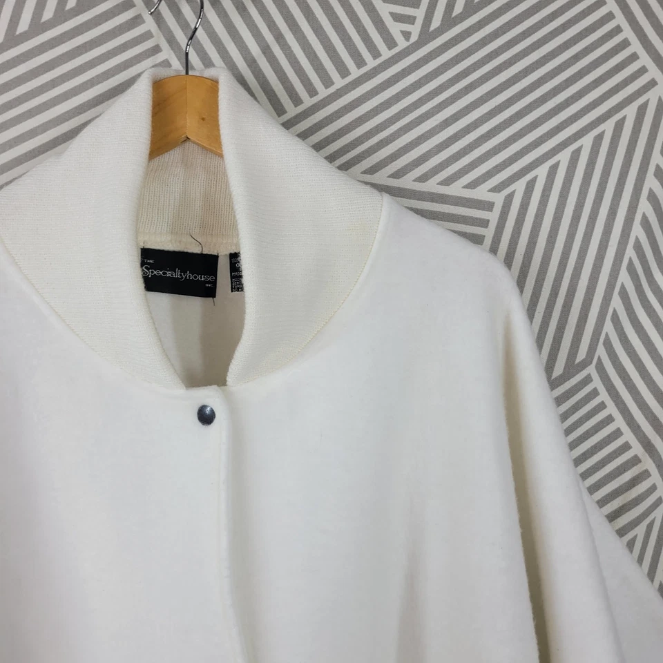 Abrigo con Capa de Vellón Vintage Talla Única Pequeña Mediana Grande XL 1X 2X Largo Blanco Cálido Foto 2 de 4