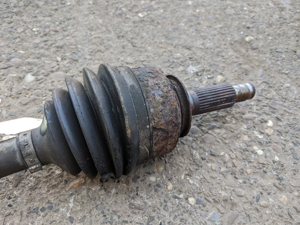 KIA SORENTO MK1 2.5 CRDI 2007 AUTO LEFT FRONT DRIVE SHAFT DRIVESHAFT - Image 3 of 3