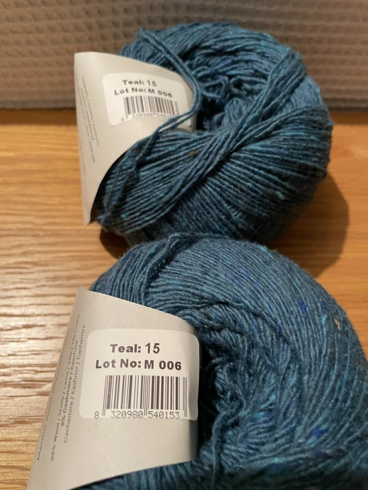 2 balls x 100g Debbie Bliss Fine Donegal Tweed in Teal -Sh 15 deep Greeny Blue - Image 3 of 4