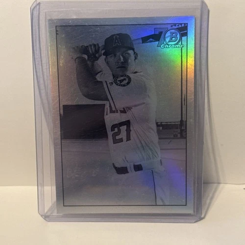 Topps 2017 Bowman Chrome Mike Trout 70th Anniversary Card #48B-MT Angels