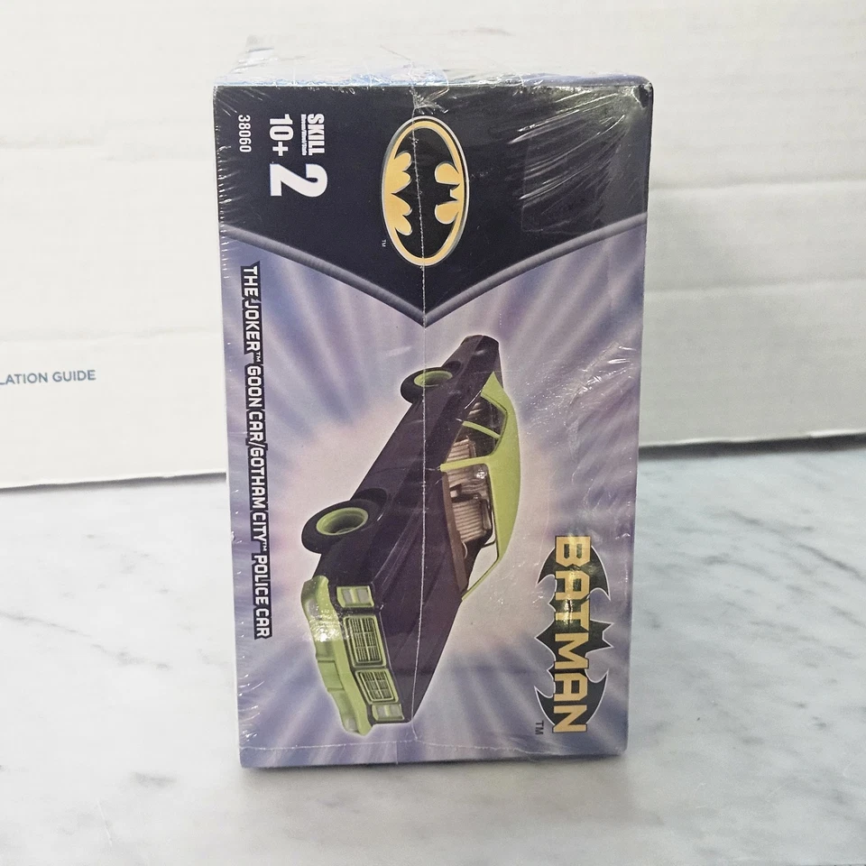 SEALED AMT ERTL BATMAN THE JOKER GOON CAR/GOTHAM CITY POLICE CAR (13d) - Image 2 of 4