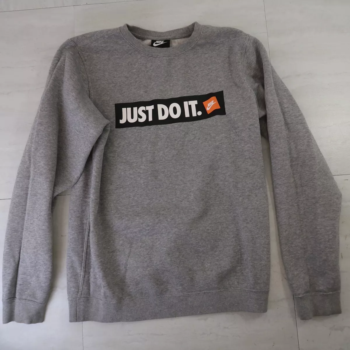 About you nike sweatshirt hot sale
