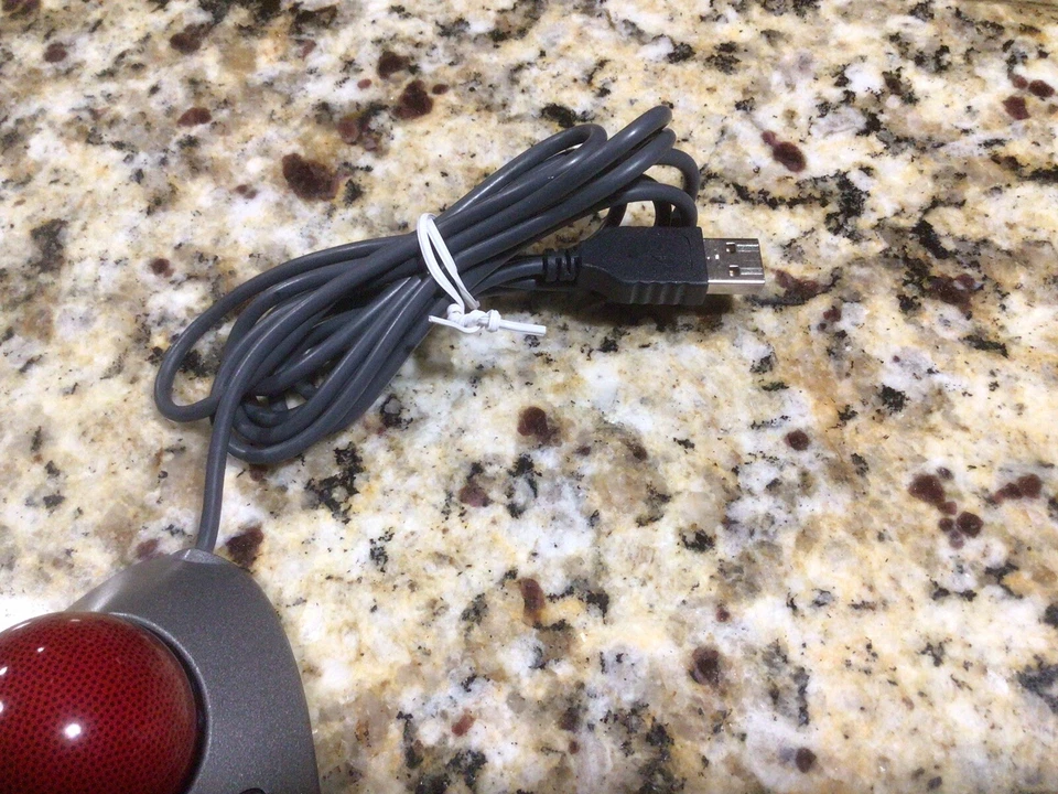 Logitech Trackman Marble USB T-BC21 Mouse - Image 3 of 4