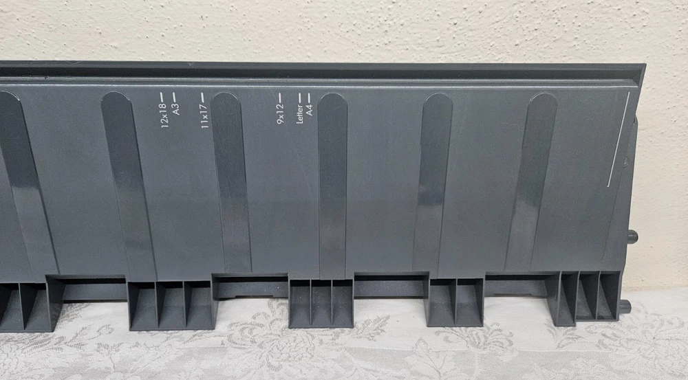 HP Designet Z2100 Photo Printer Q6675D REAR PAPER TRAY Sizer HP Designet Z2100 Photo Printer Q6675D REAR PAPER TRAY Sizer