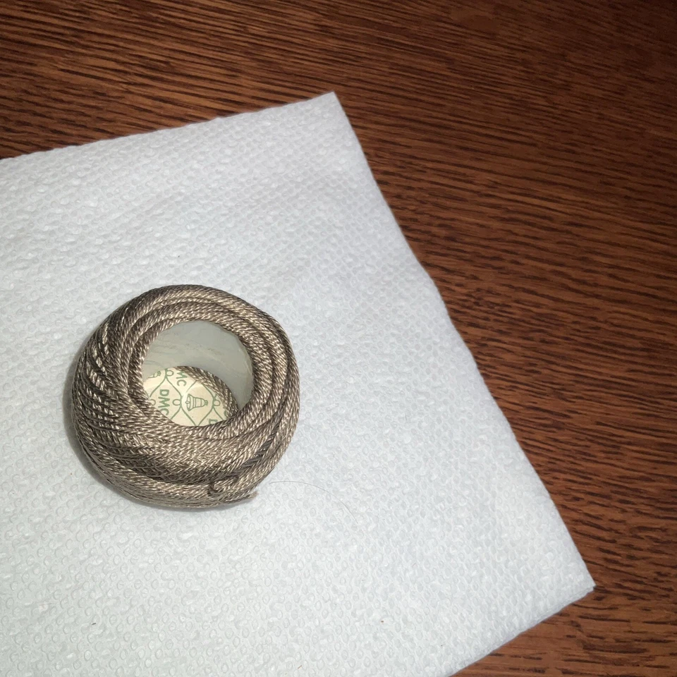 Lot Of 3DMC Pearl / Perle Cotton Thread Balls Size 8 Color 640 - Image 4 of 4