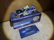 2025 William Byron 24 Axalta Throwback Liquid Color Elite 1/24 RARE