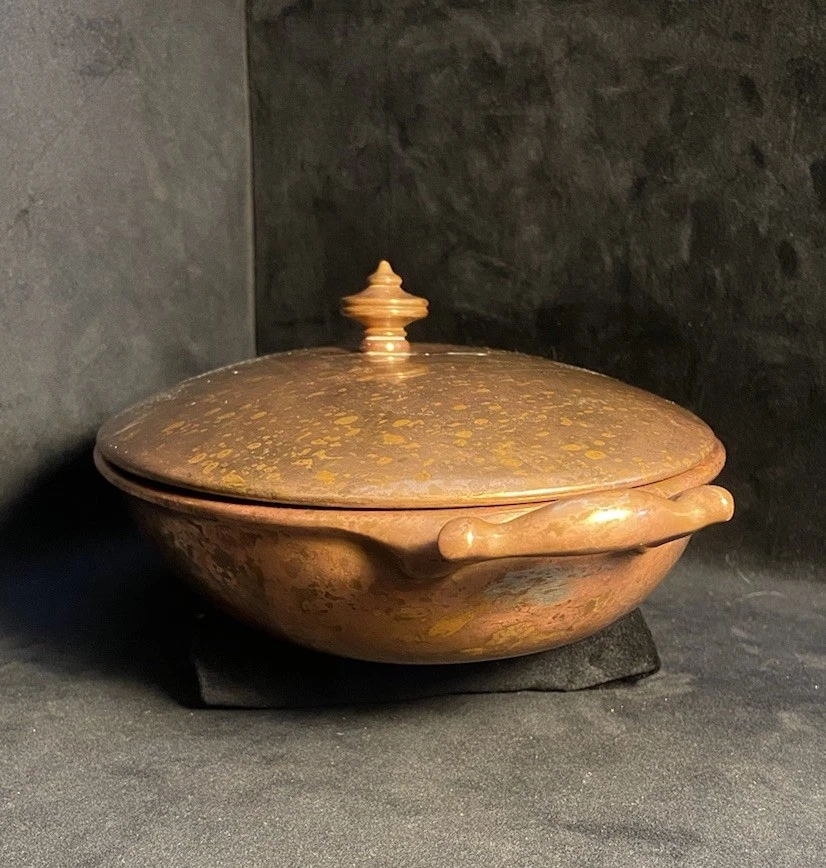 Prato e tampa antigos de cobre e esmalte 9”x6” - Imagem 4 de 4