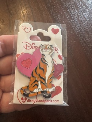 Rajah in Heart Valentine Series Disneyland Paris DLP 2023 Glitter Pin