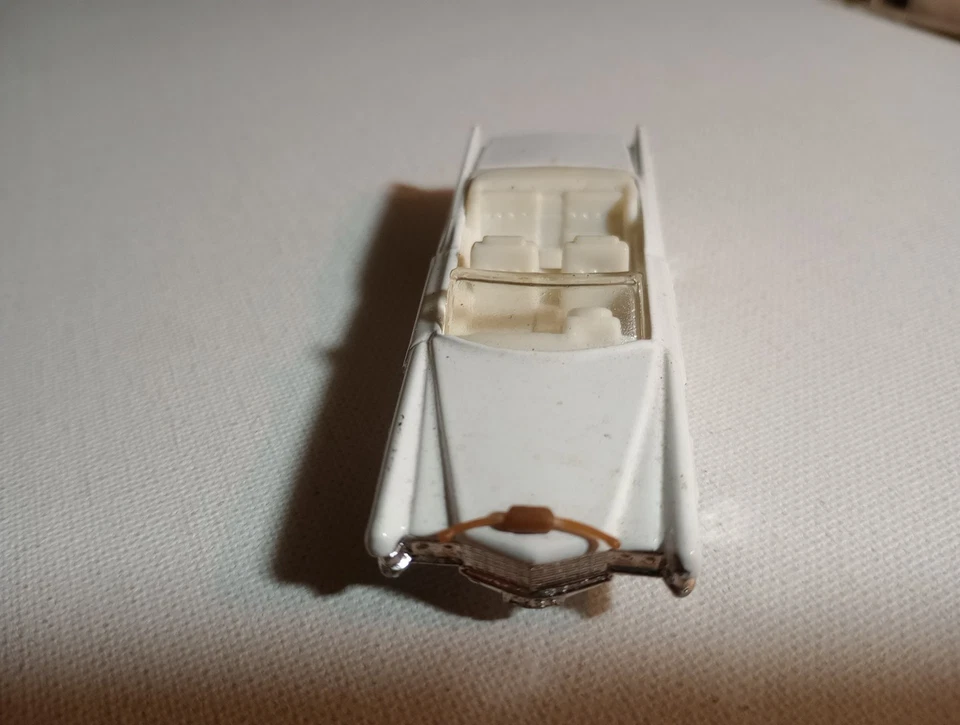 ERTL Dukes Of Hazard 1981 BOSS HOGGS Cadillac convertible blanco 5 velocidades rueda cromada Foto 3 de 4