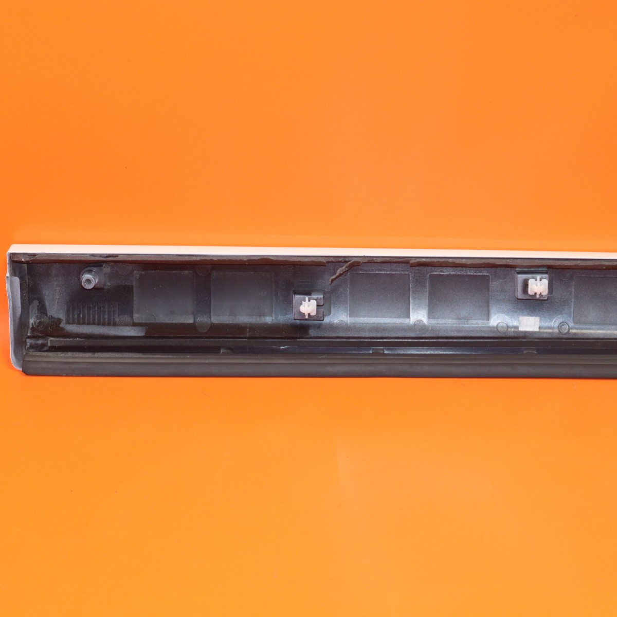 ROLLS ROYCE CULLINAN DOOR MOLDING RIGHT REAR 2017-2021 2022 2023 51137448584