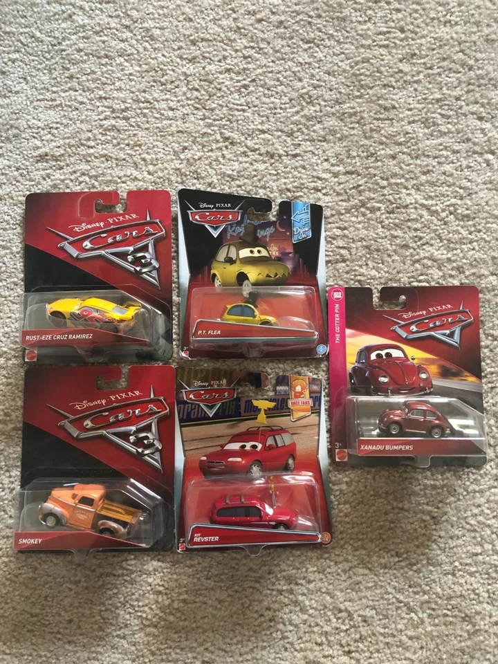 Disney Pixar Disney Cars-Race Fan-Dine In-Lot of 5-Rare Characters HTF - Bild 1 von 1