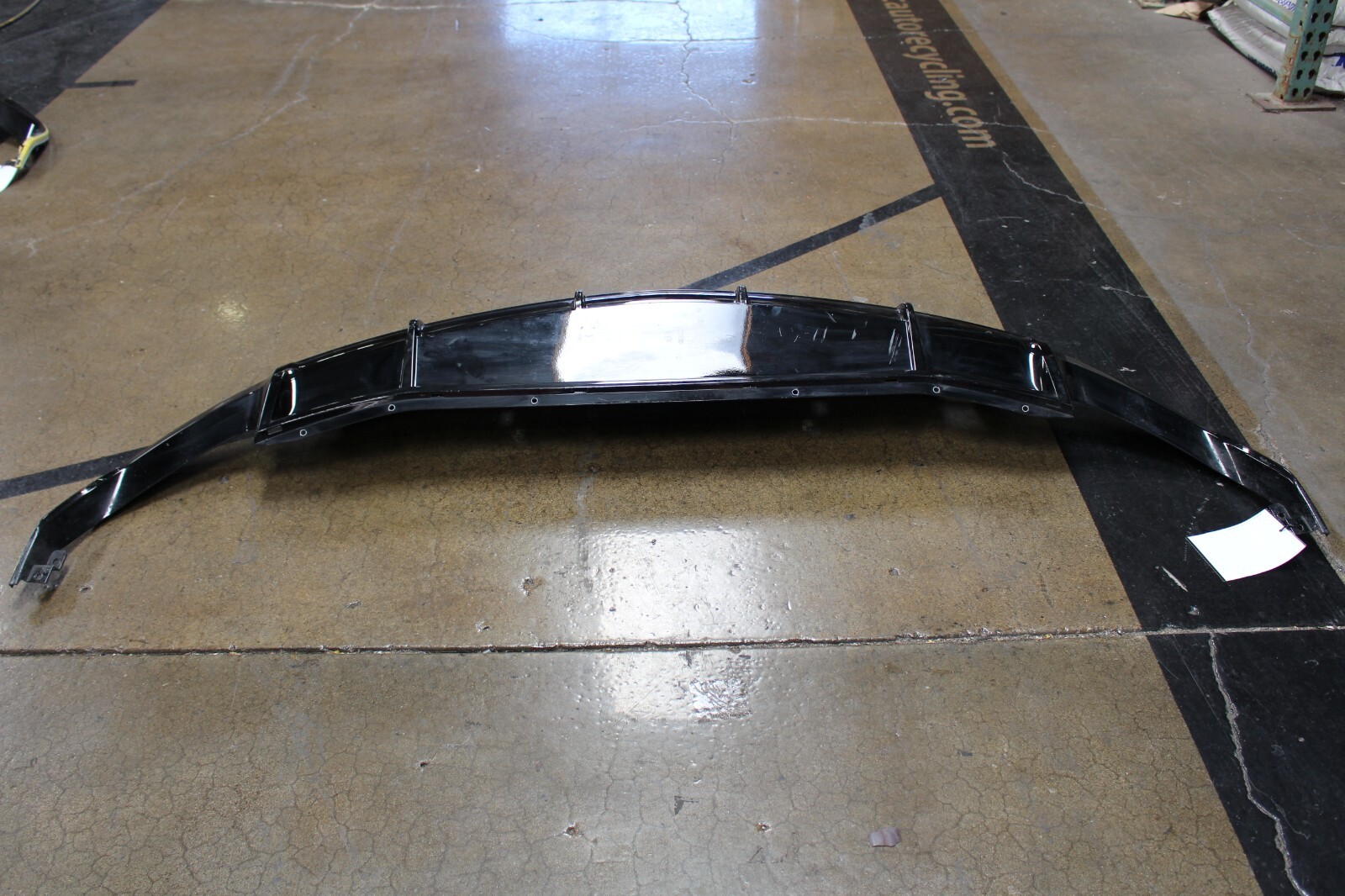 Lamborghini Urus, Rear Valance, Used, P/N 4ML807301, 4ML807568