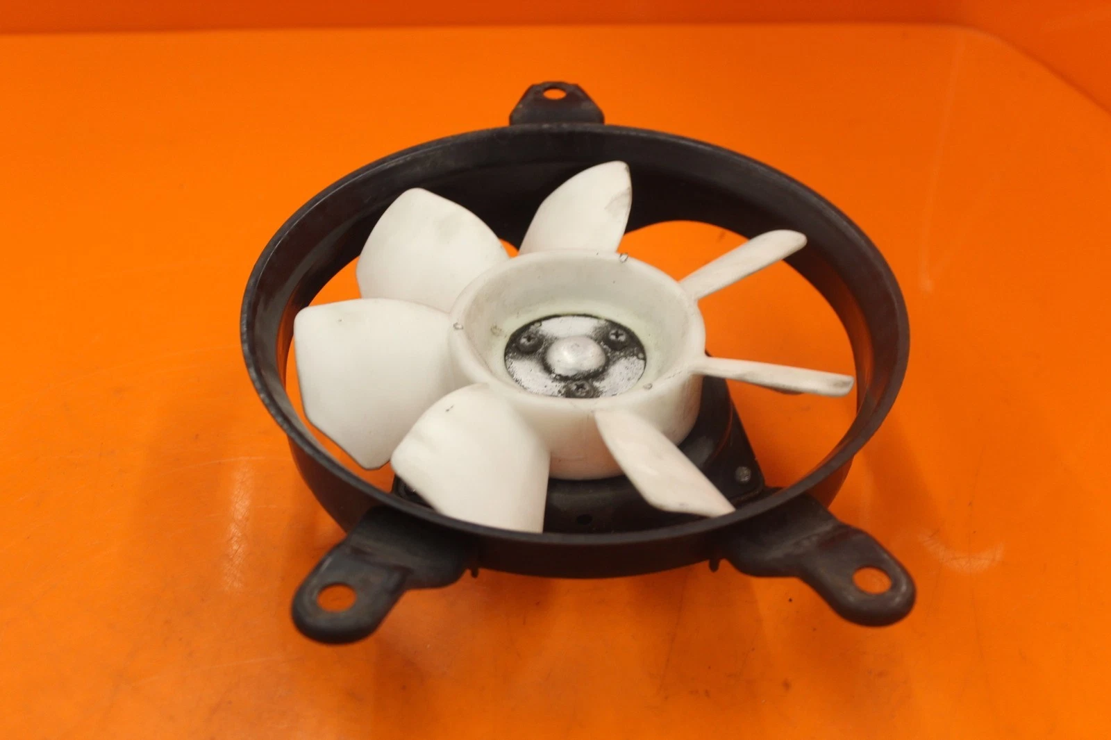 05-10 TRIUMPH SPRINT OEM ENGINE RADIATOR COOLING FAN